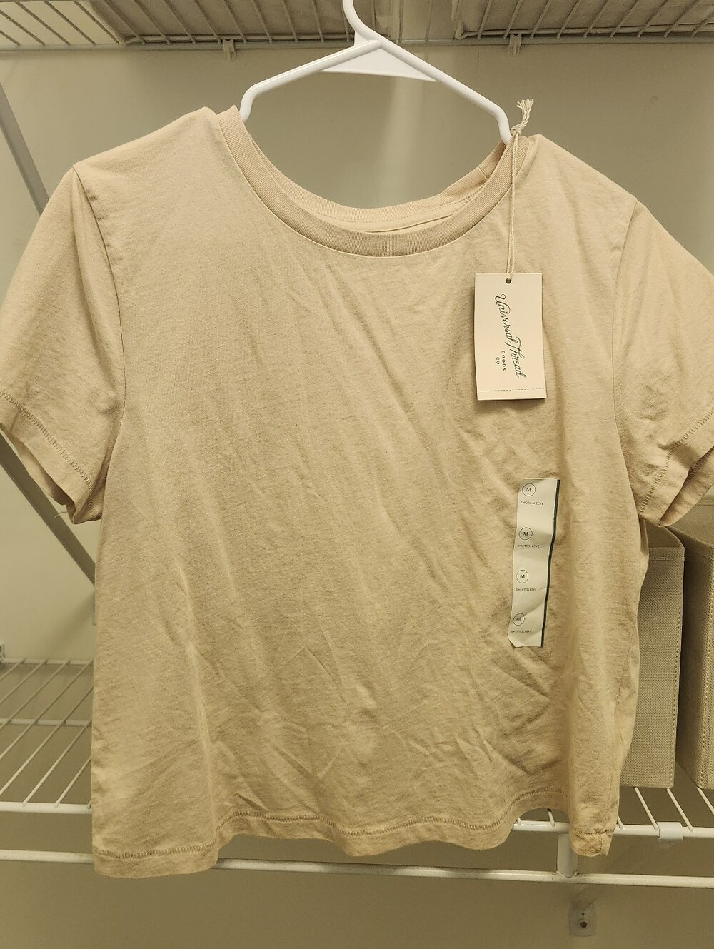 NEW Women's Shrunken Short Sleeve RECYCLED COTTON T-Shirt Universal Thread Tan M